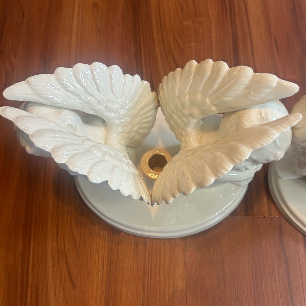 Elegant Cream Angel Wing Bookends - Picture 2 of 10